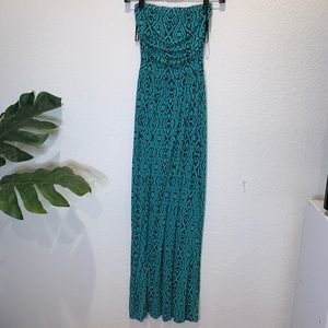 Small maxi dress